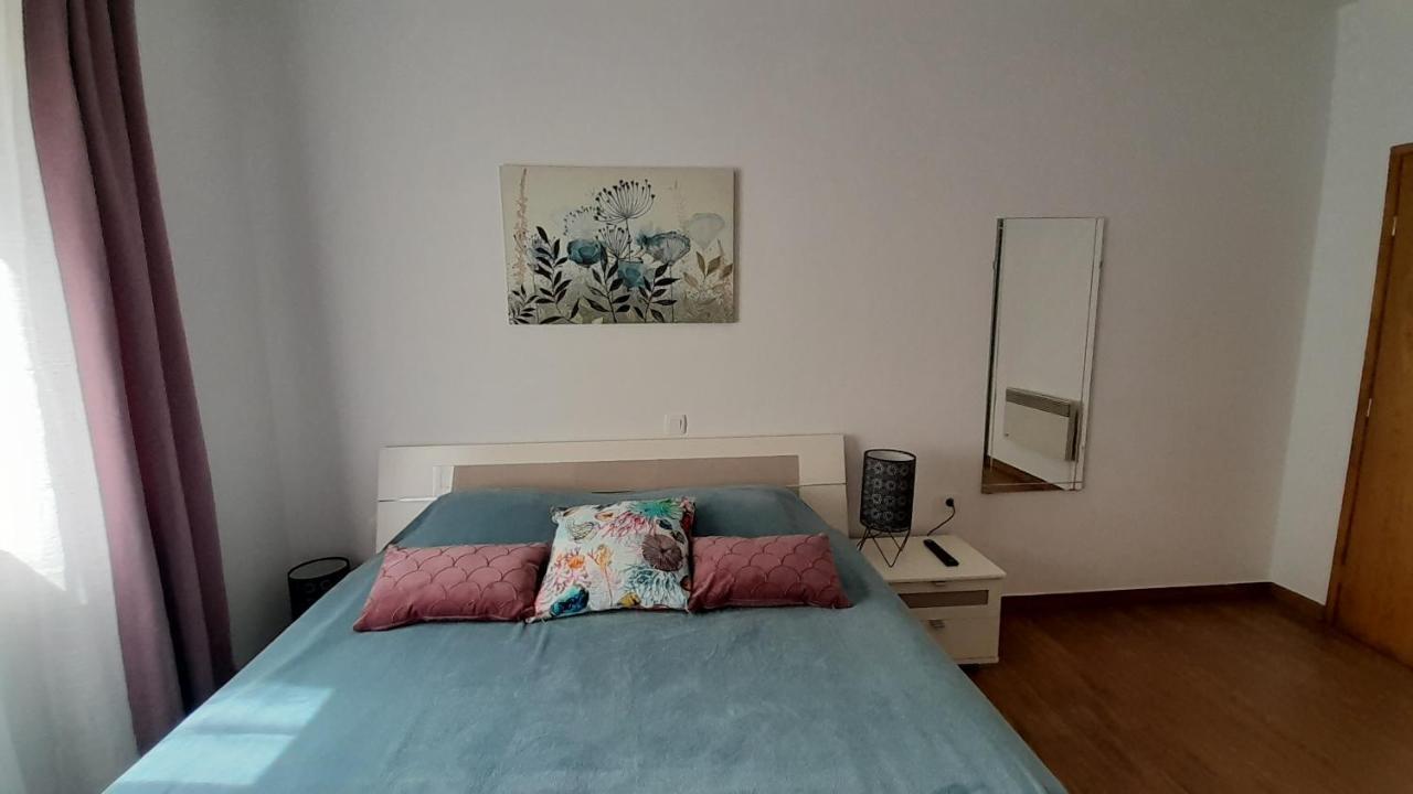 Apartments & Room Danijel Pinezići Buitenkant foto